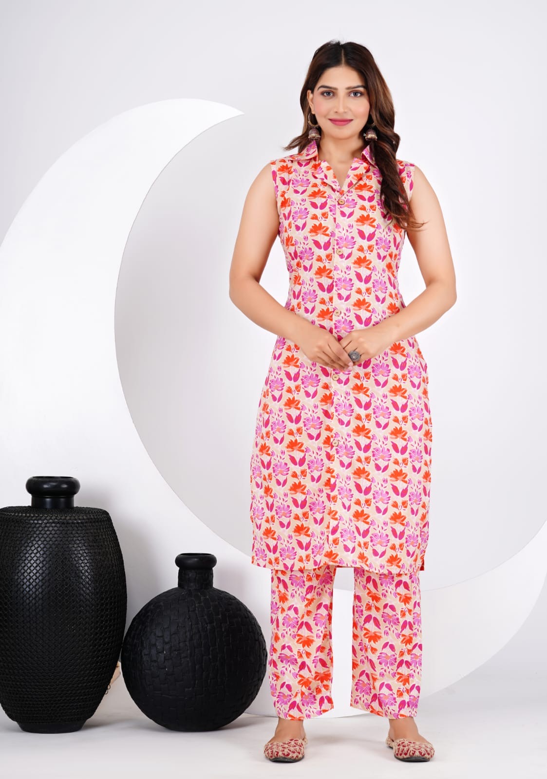 Perfect Blend of Comfort & Affordability Sleeveless Kurta Pant Set