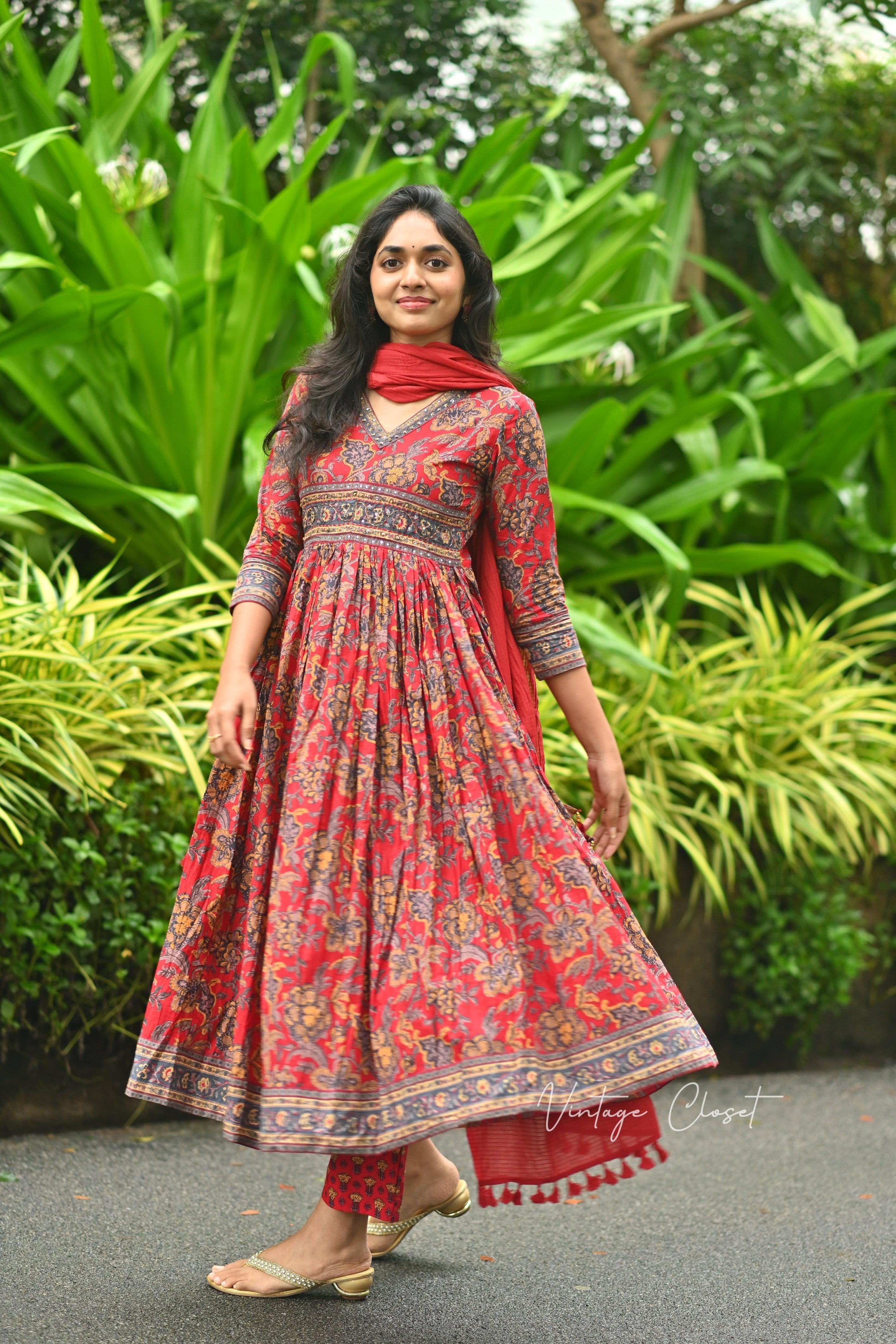 TrendBuy New Anarkali Kurta Set in Saganeri Print with Modern Style