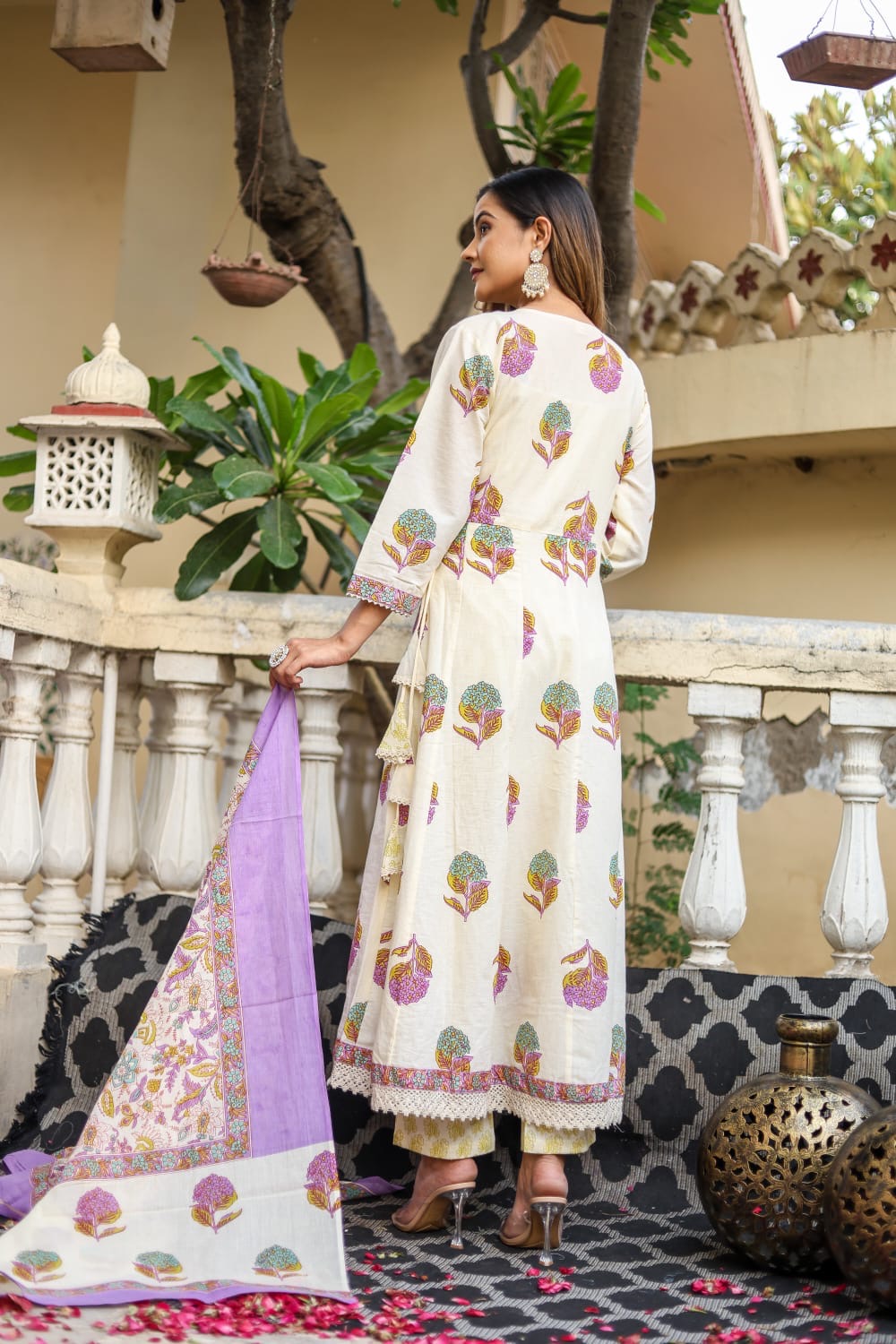 Cotton Kurta Pant Set & Beautiful Mulmul Cotton Duppta