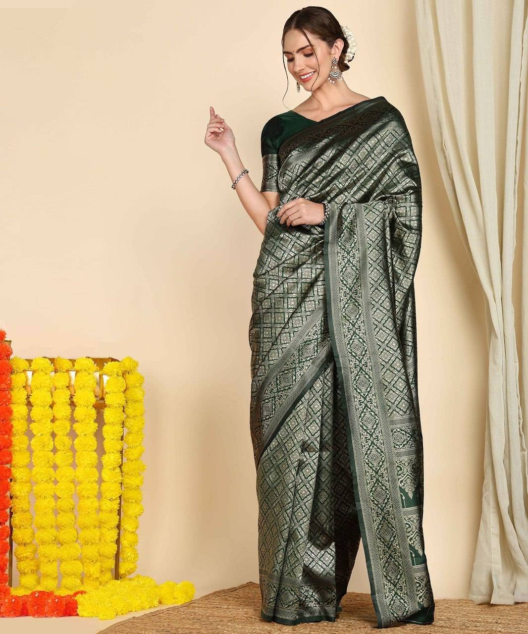 Banarasi Soft Silk Saree with Intricate Patterns and Breathtaking Pallu