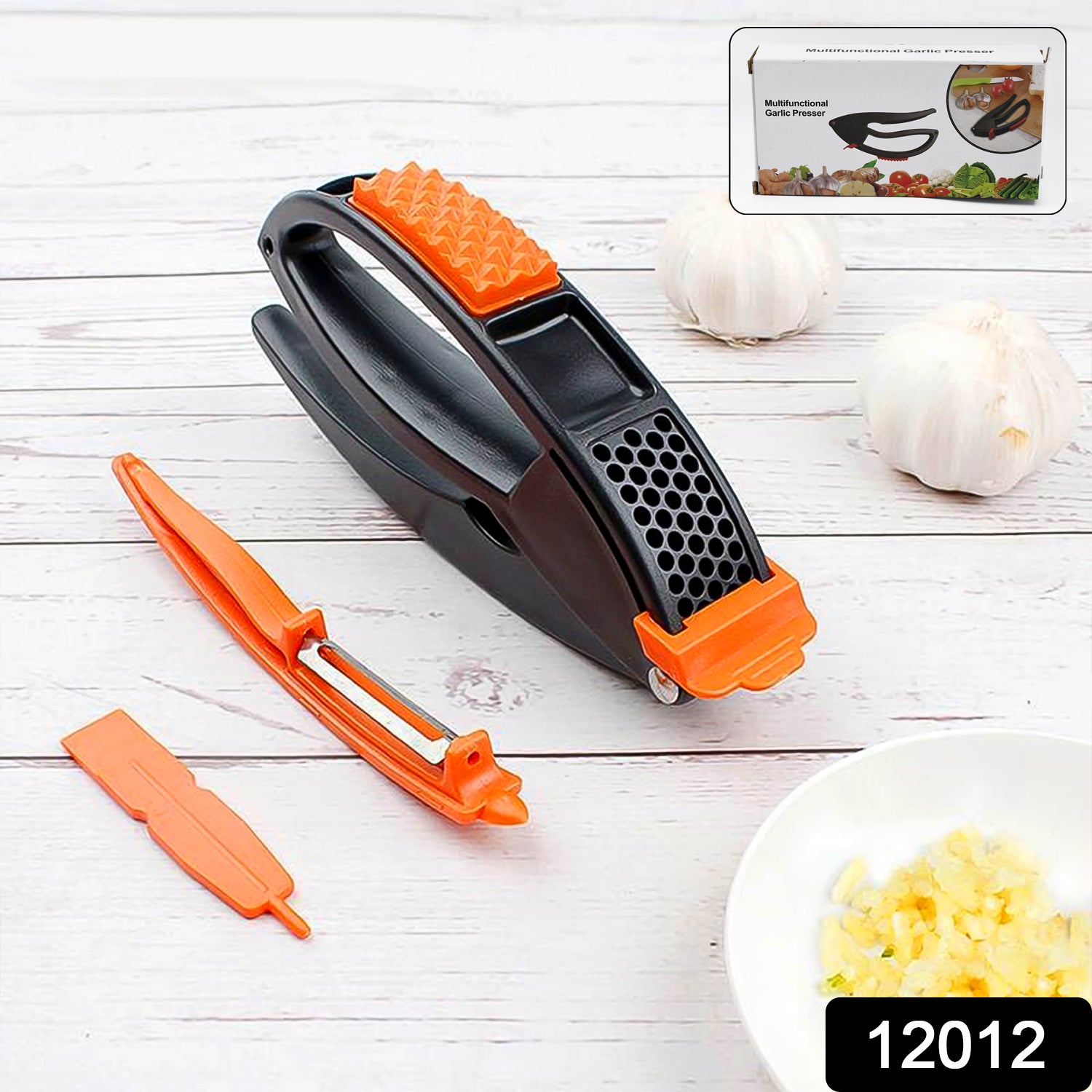 Multifunctional Garlic Press Garlic Mincing Crushing Tool (1 Pc)