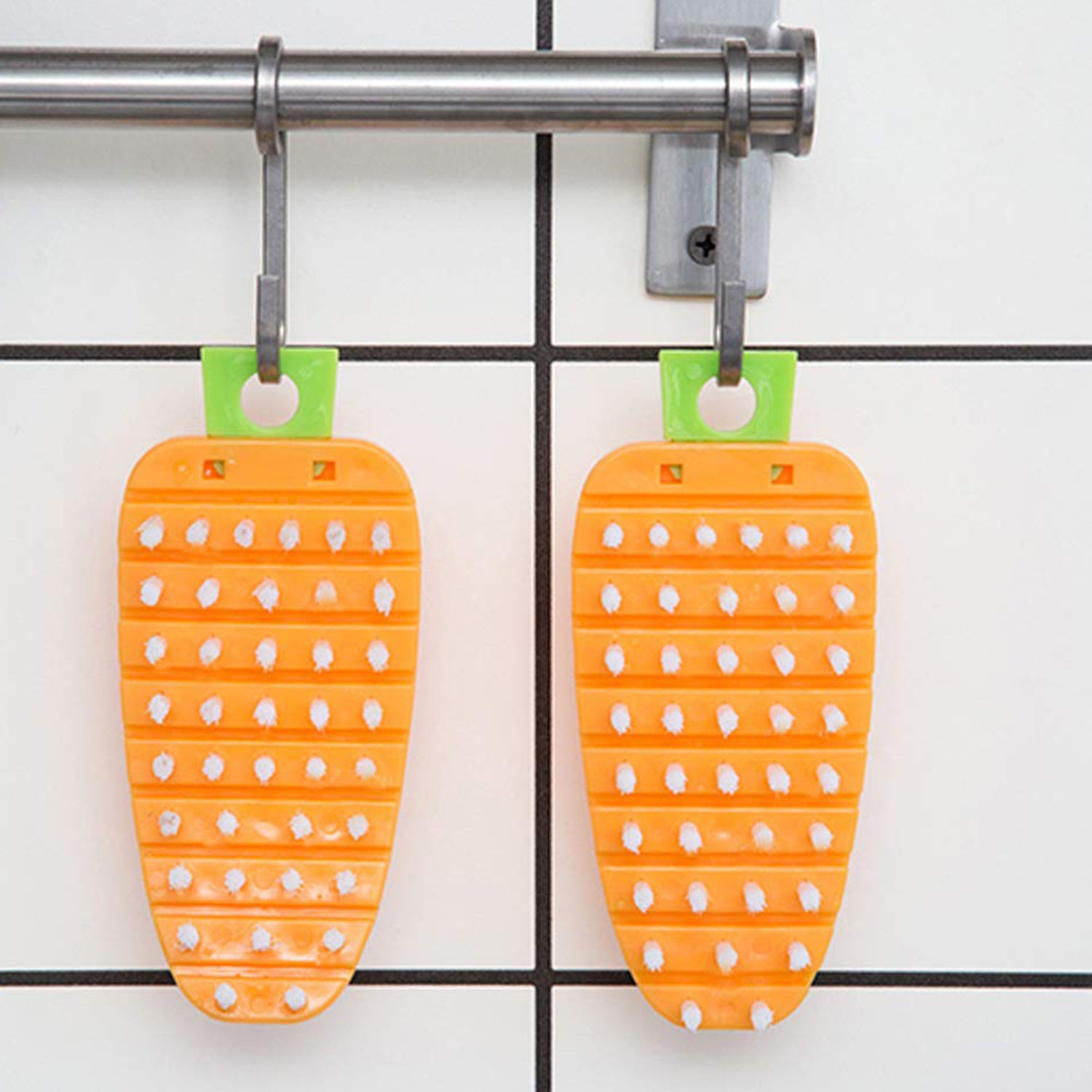 2909 Vegetable Scrubbing Brush Vegetable Scrubber Nontoxic Fruit Brush Carrot Shape Vegetable Brush For Potato For Vegetable