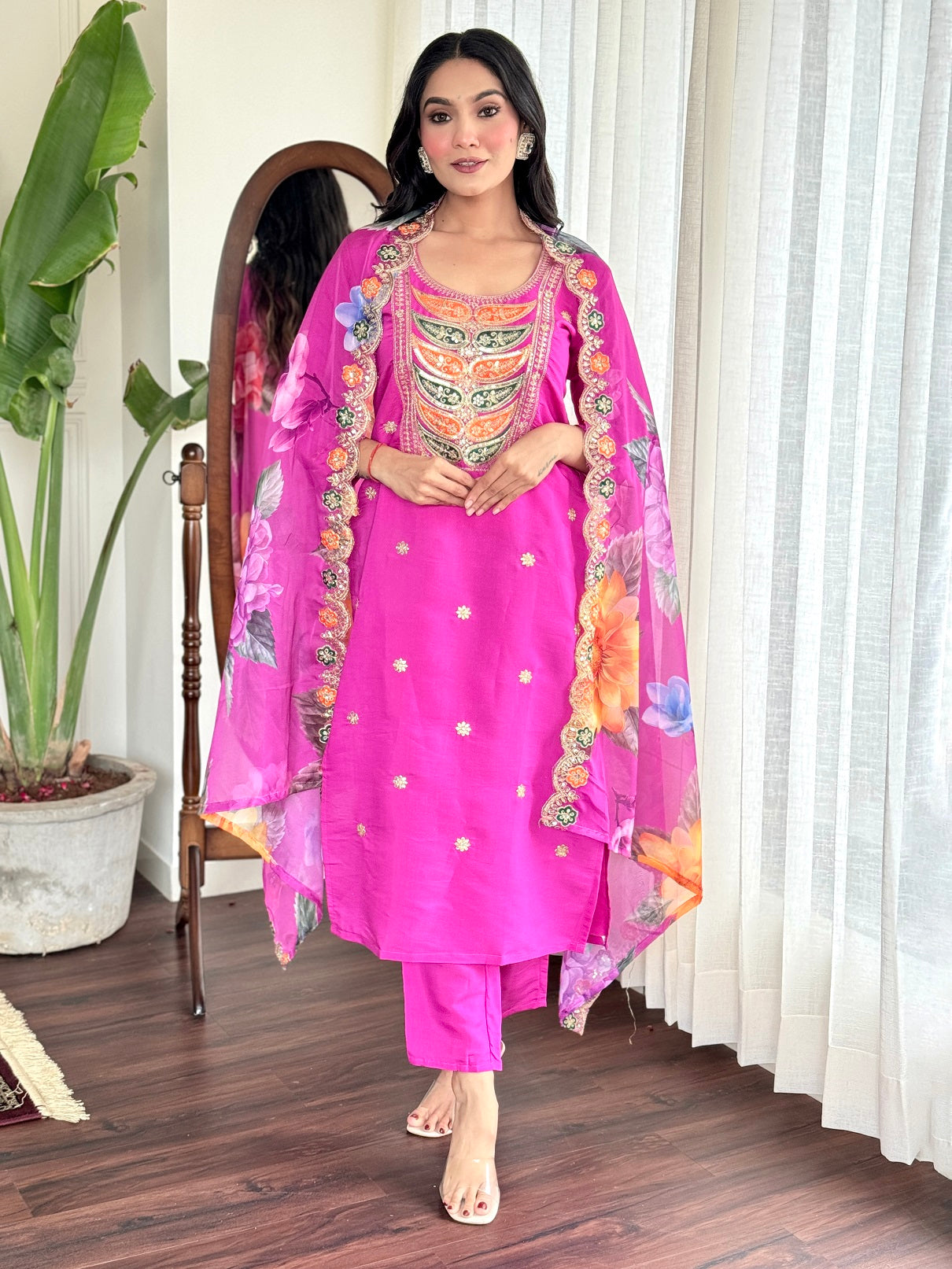 Elegant Pink Viscose Chanderi Kurti Pant Set with Dupatta