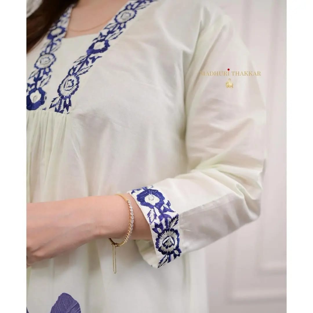 Women Cotton White Kurta Pant Set – Elegant & Comfortable Traditional Outfit