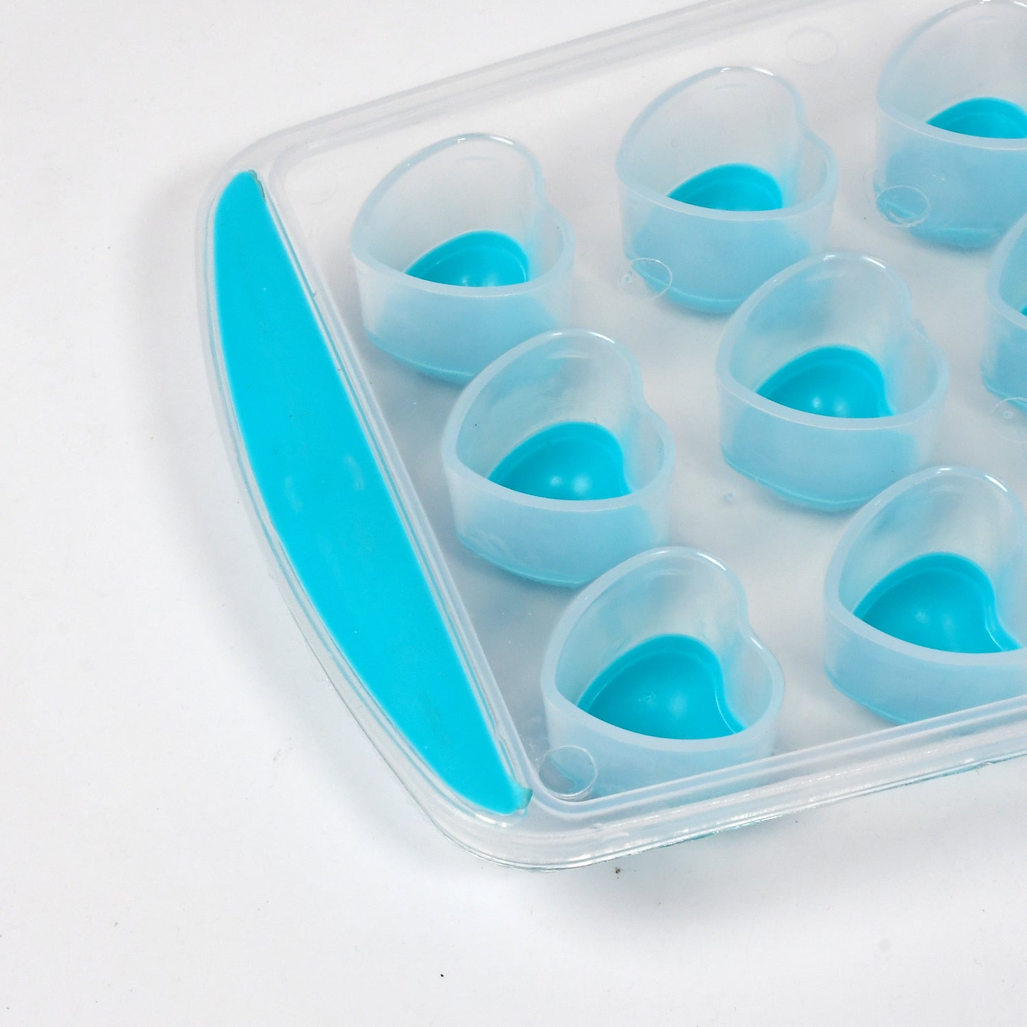 5352 Easy Push Premium Pop-up Ice Tray With Flexible Silicon Bottom And Lid Heart Shape 18 Cube Trays