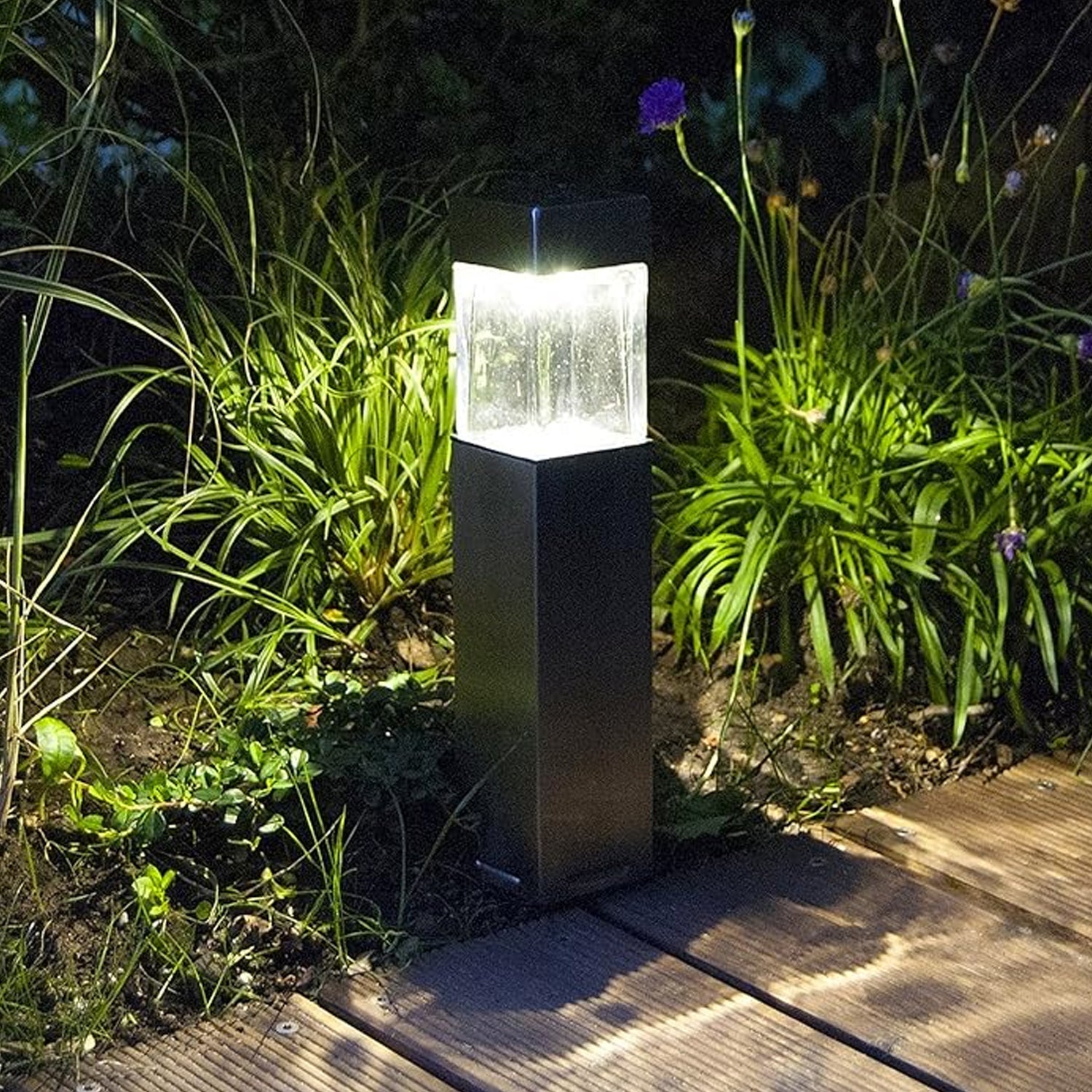 Big Garden Solar Light Outdoor Garden Park Driveway Light (1 Pc)