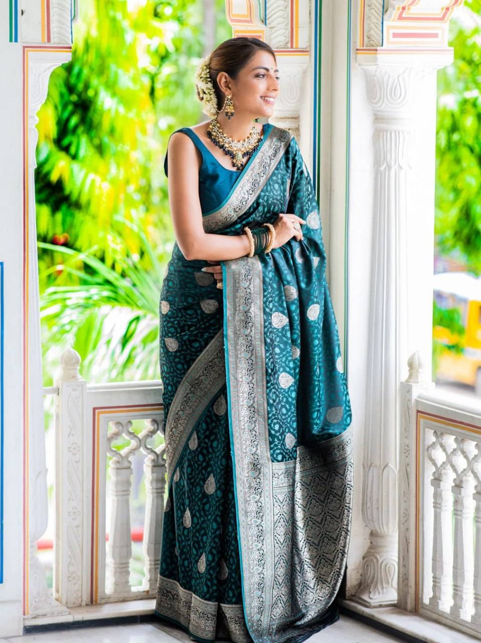 Banarasi Pattern Soft Silk Saree