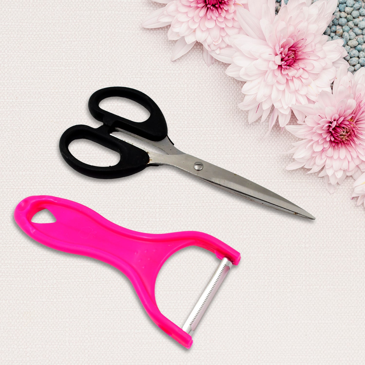 Stainless Steel Kitchen Scissors  Multipurpose Peeler (2 Pc Set  Mix Design Scissor  Peeler)