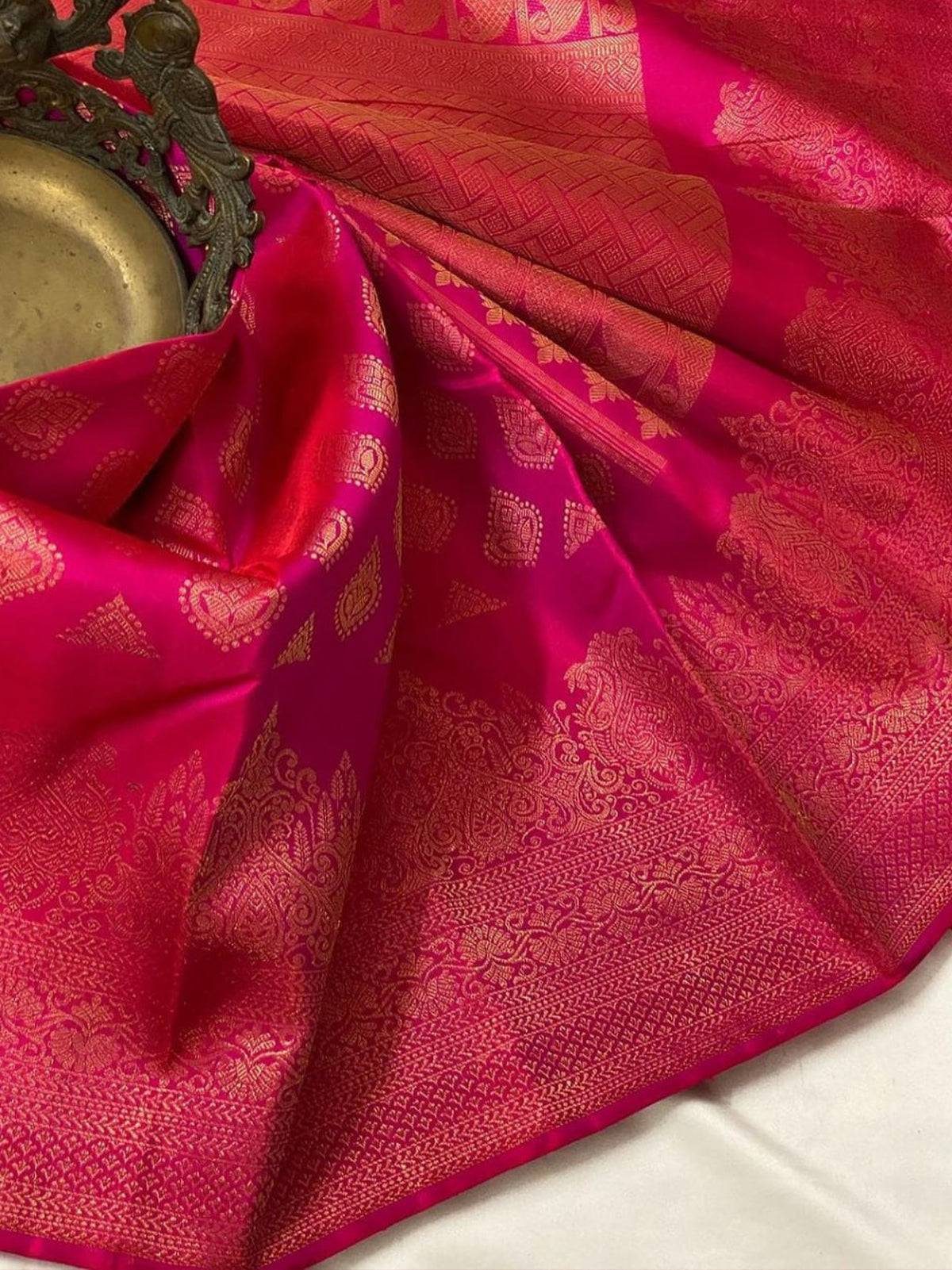 Banarasi Soft Silk Saree with Intricate Patterns and Breathtaking Pallu