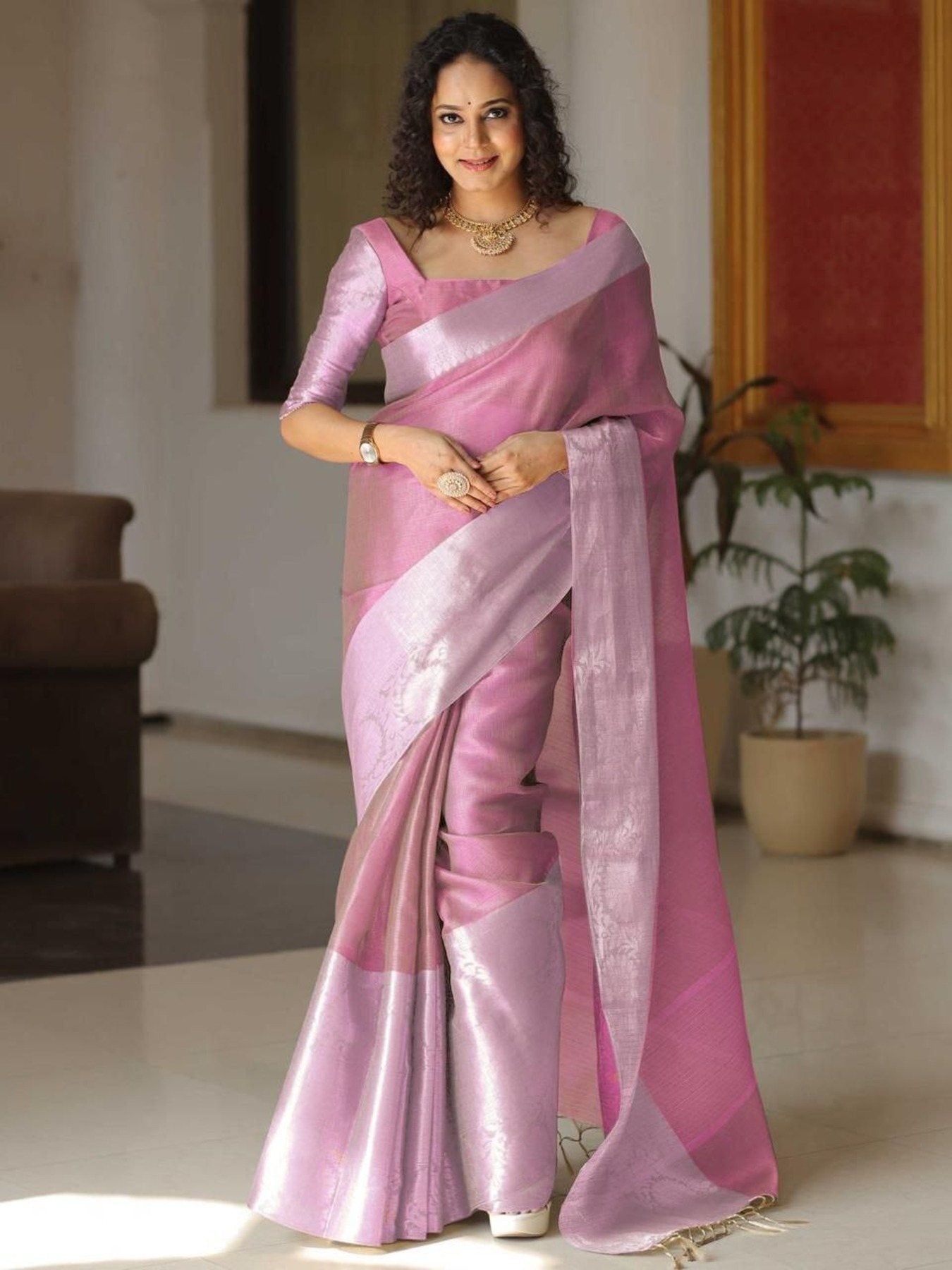 Elegant Tissue Silk Saree with Jacquard Border and Rainbow Shine