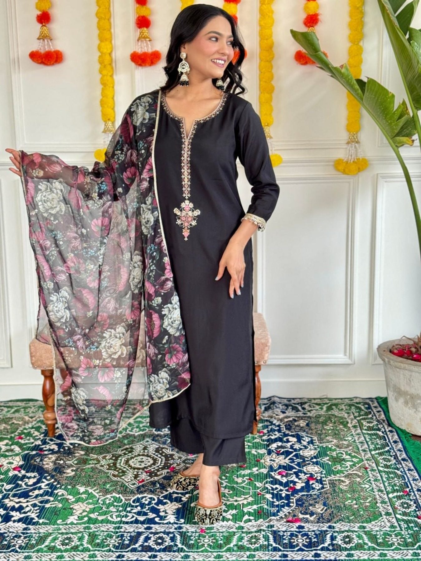 Black French Crepe Kurti Set with Embroidery Work