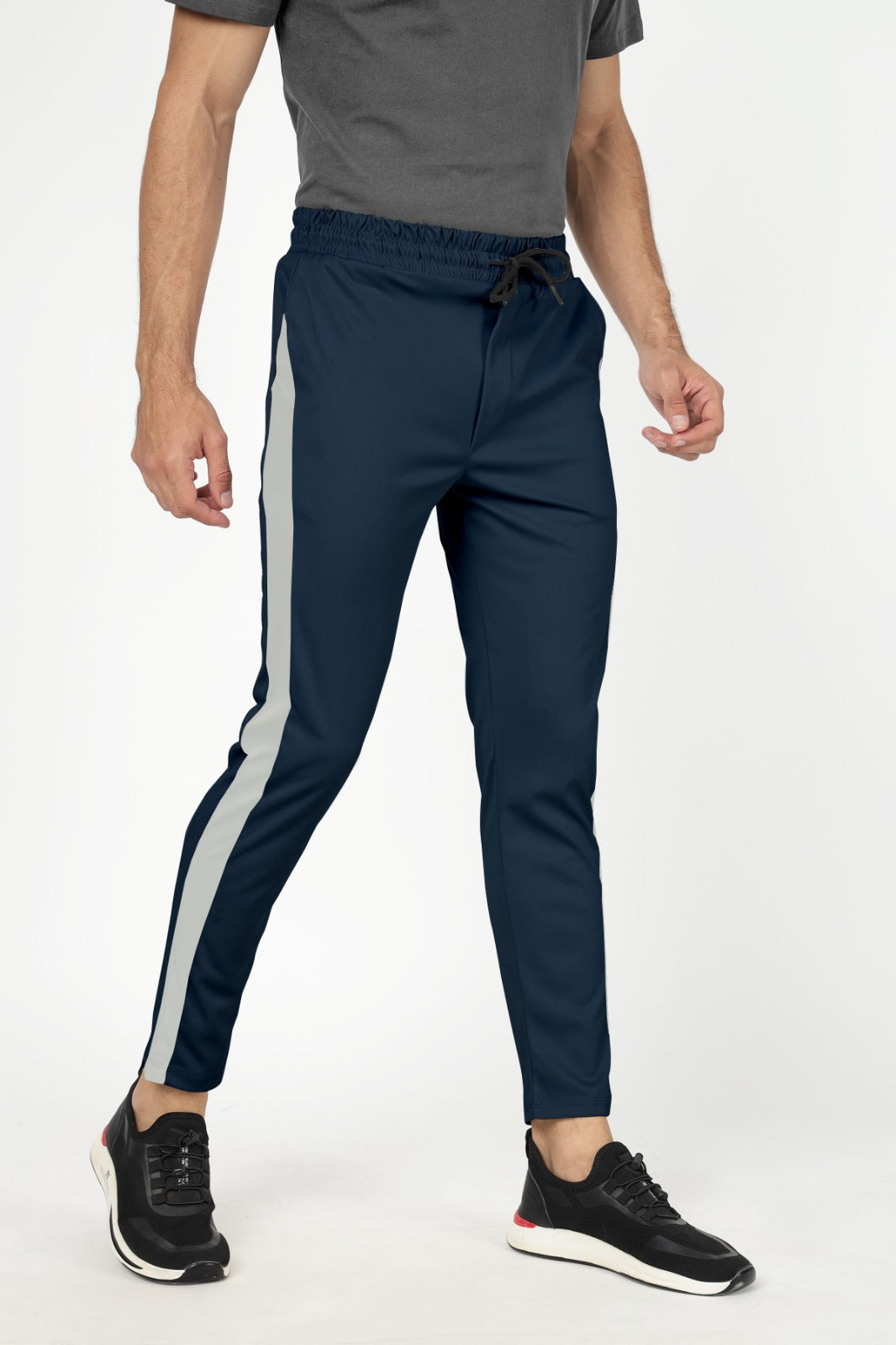 Skinny trousers with side stripe