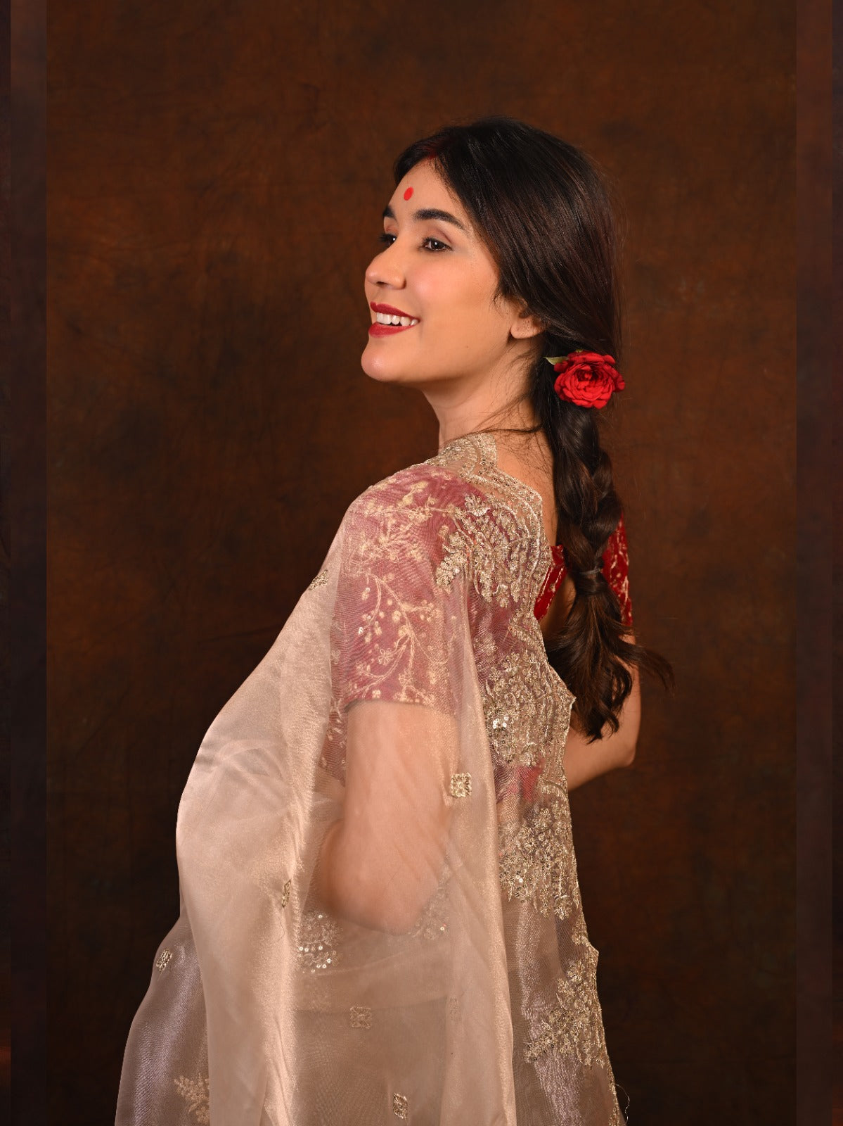 Tissue Organza Saree with Intricate Embroidered Work – Perfect for Festive Occasions S2010