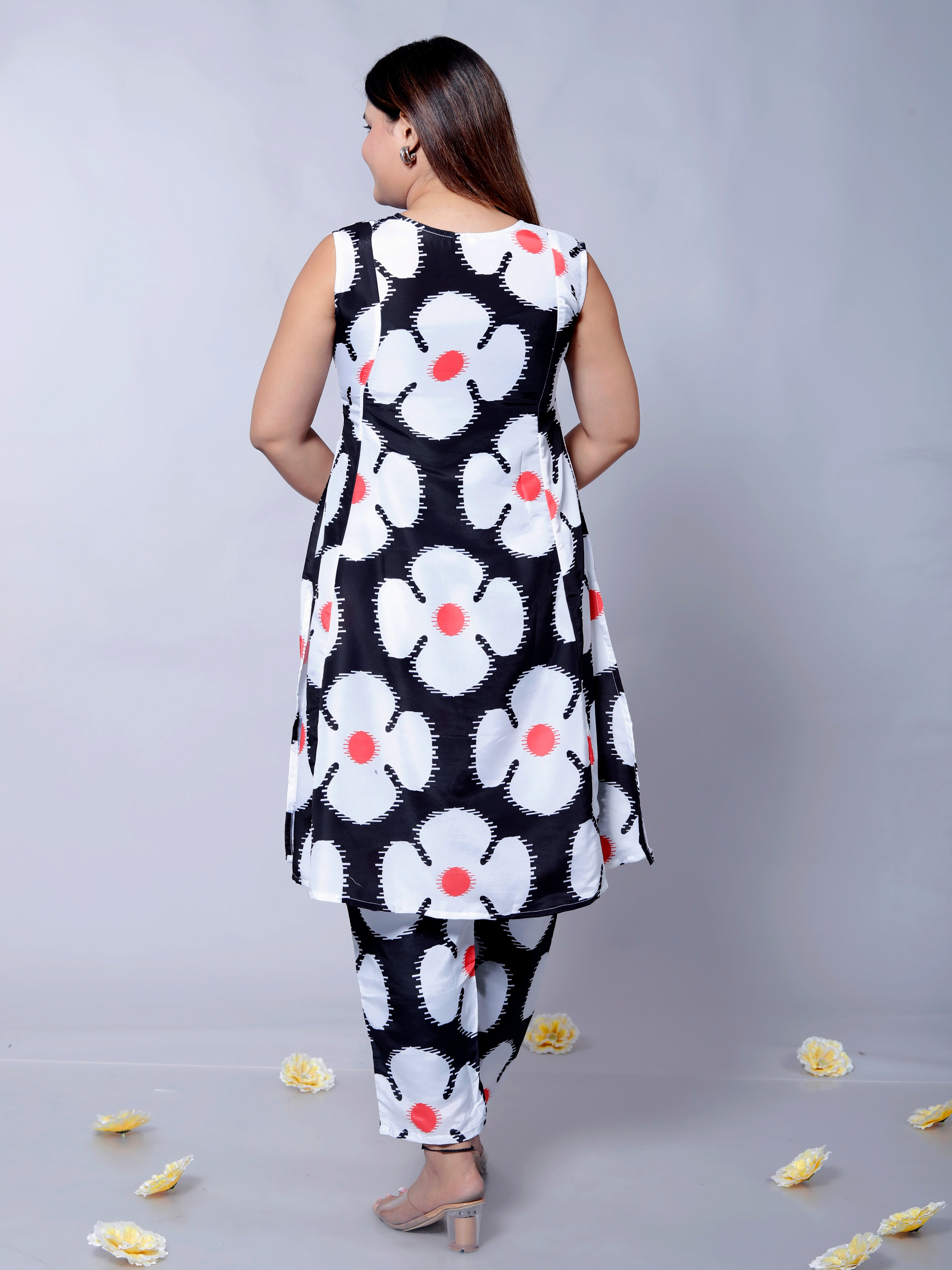 Women's Floral Printed Muslin Cotton Kurta with Matching Trousers D6023 – Stylish Sleeveless V-Neck Outfit