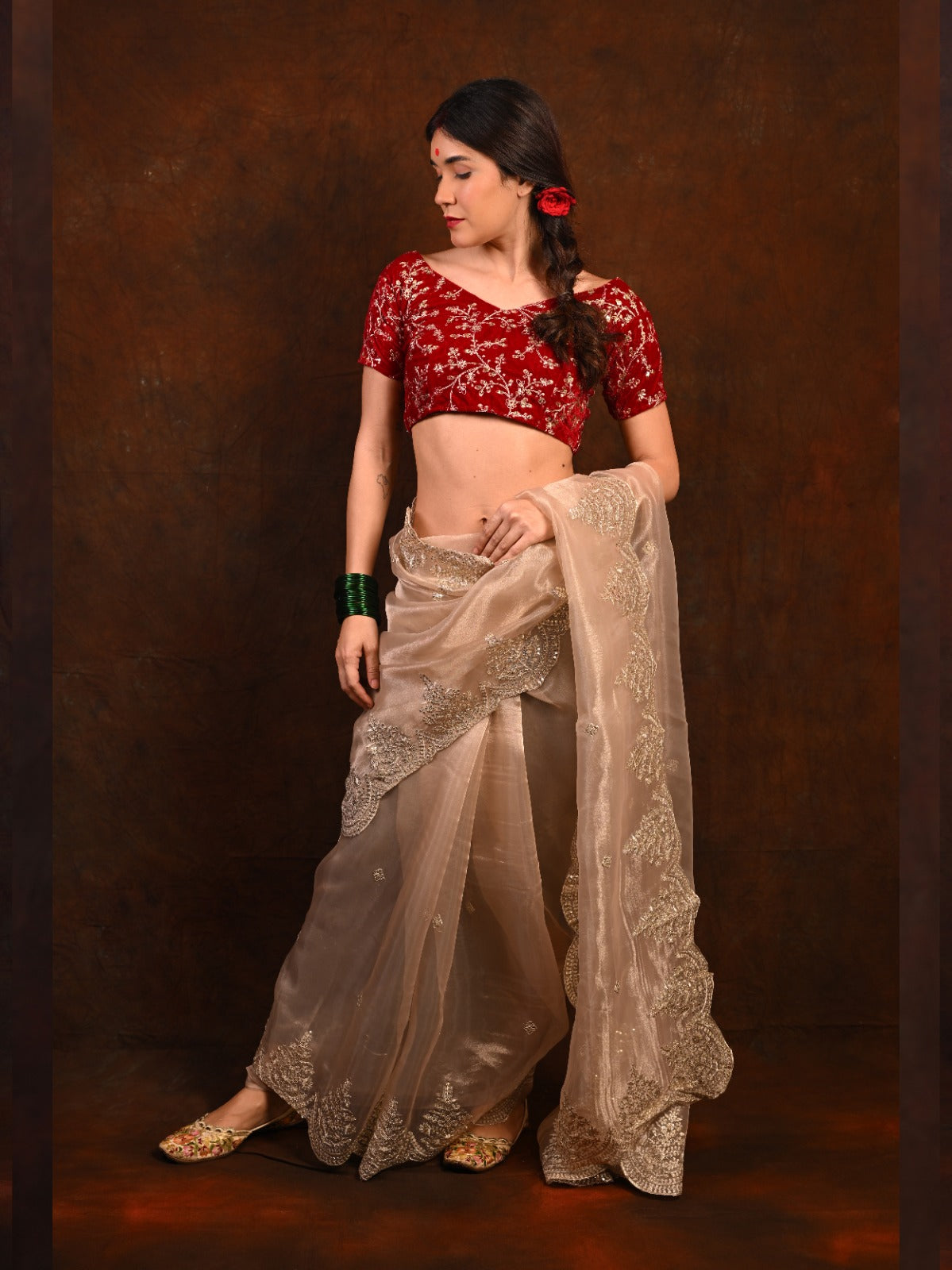 Tissue Organza Saree with Intricate Embroidered Work – Perfect for Festive Occasions S2010