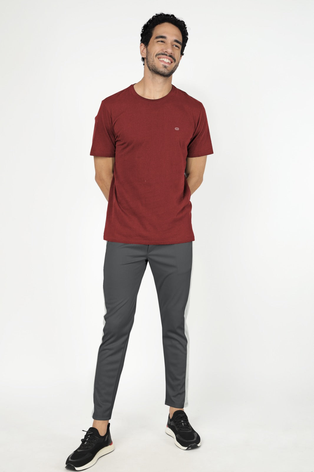 Skinny trousers with side stripe