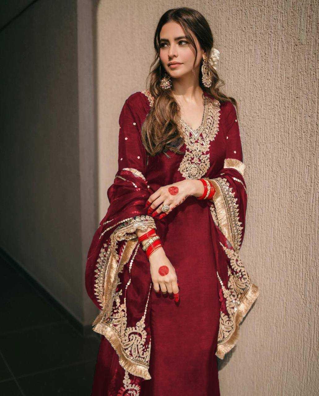 PAKISTANI EMBROIDERY LADIES SILK SUITS