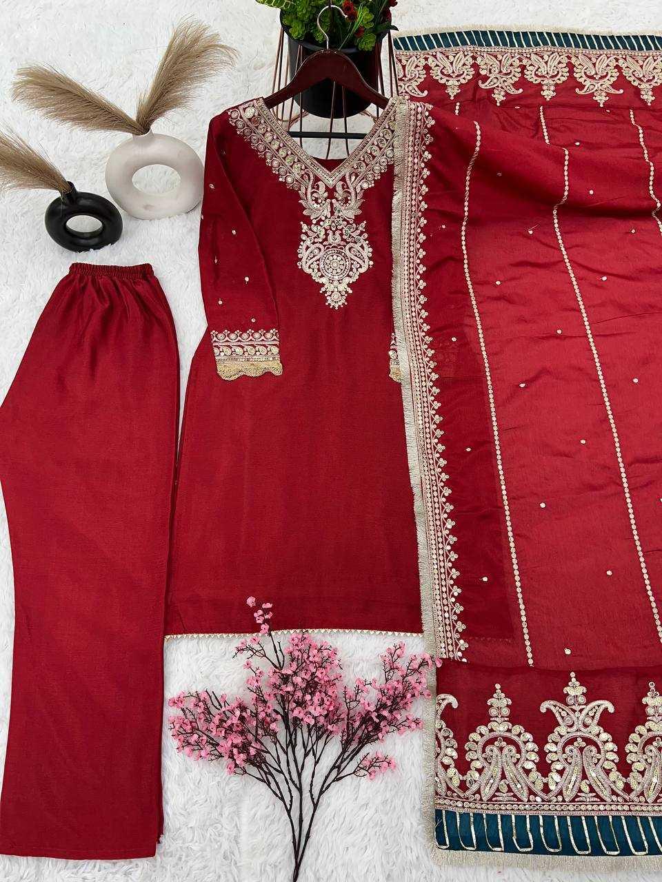 PAKISTANI EMBROIDERY LADIES SILK SUITS