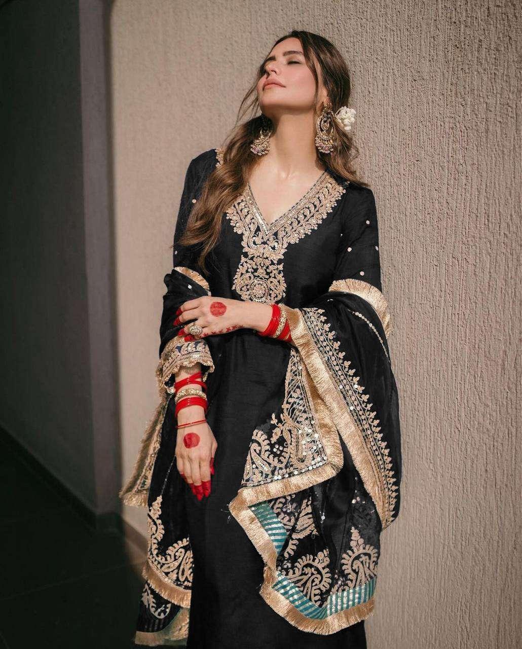 PAKISTANI EMBROIDERY LADIES SILK SUITS