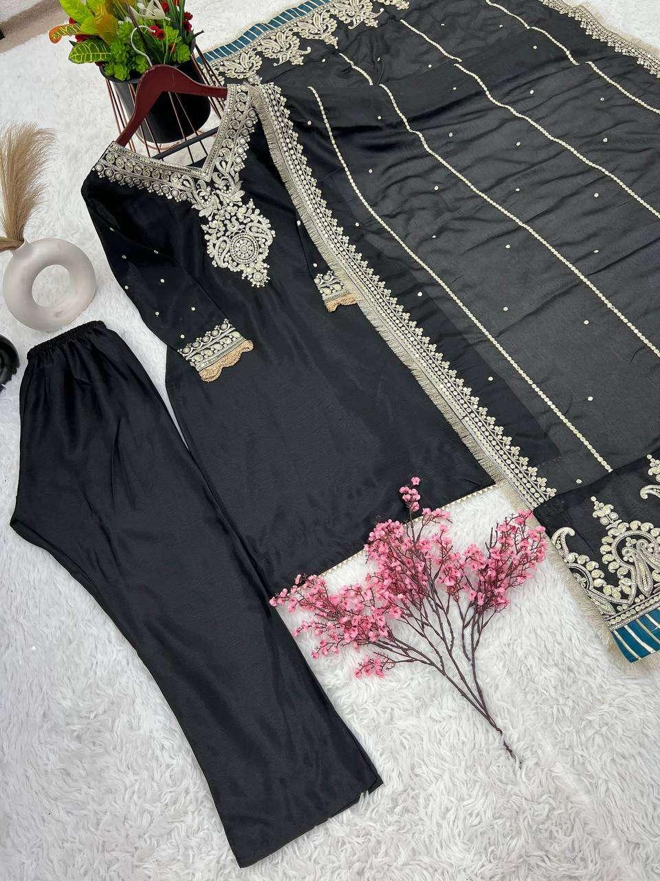 PAKISTANI EMBROIDERY LADIES SILK SUITS