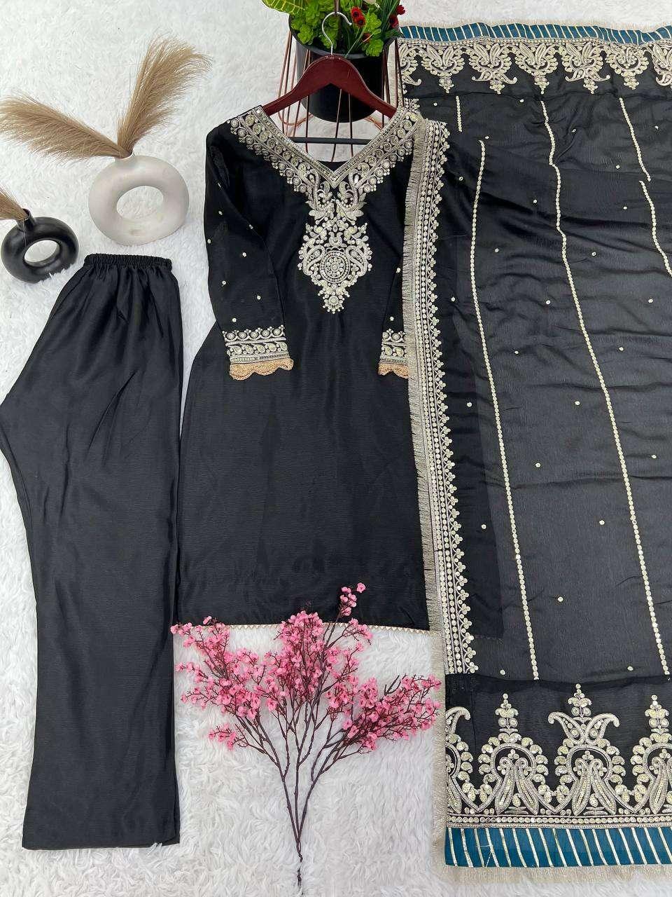 PAKISTANI EMBROIDERY LADIES SILK SUITS