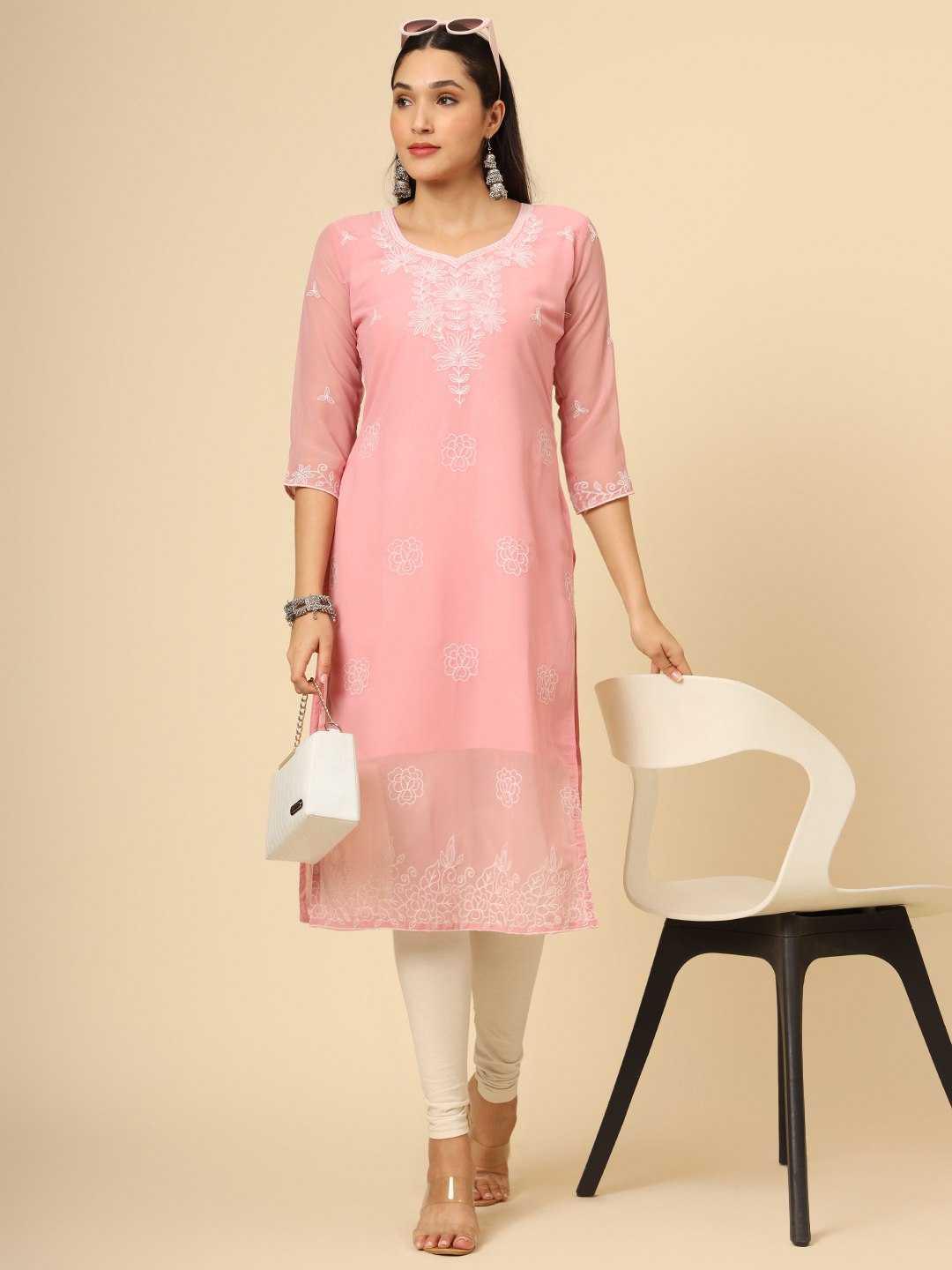 Casual Ethnic Kurtis – Stylish and Comfortable Ethnic Wear