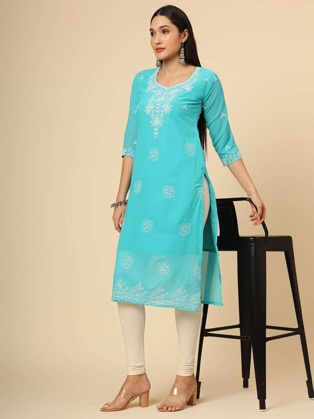 Casual Ethnic Kurtis – Stylish and Comfortable Ethnic Wear