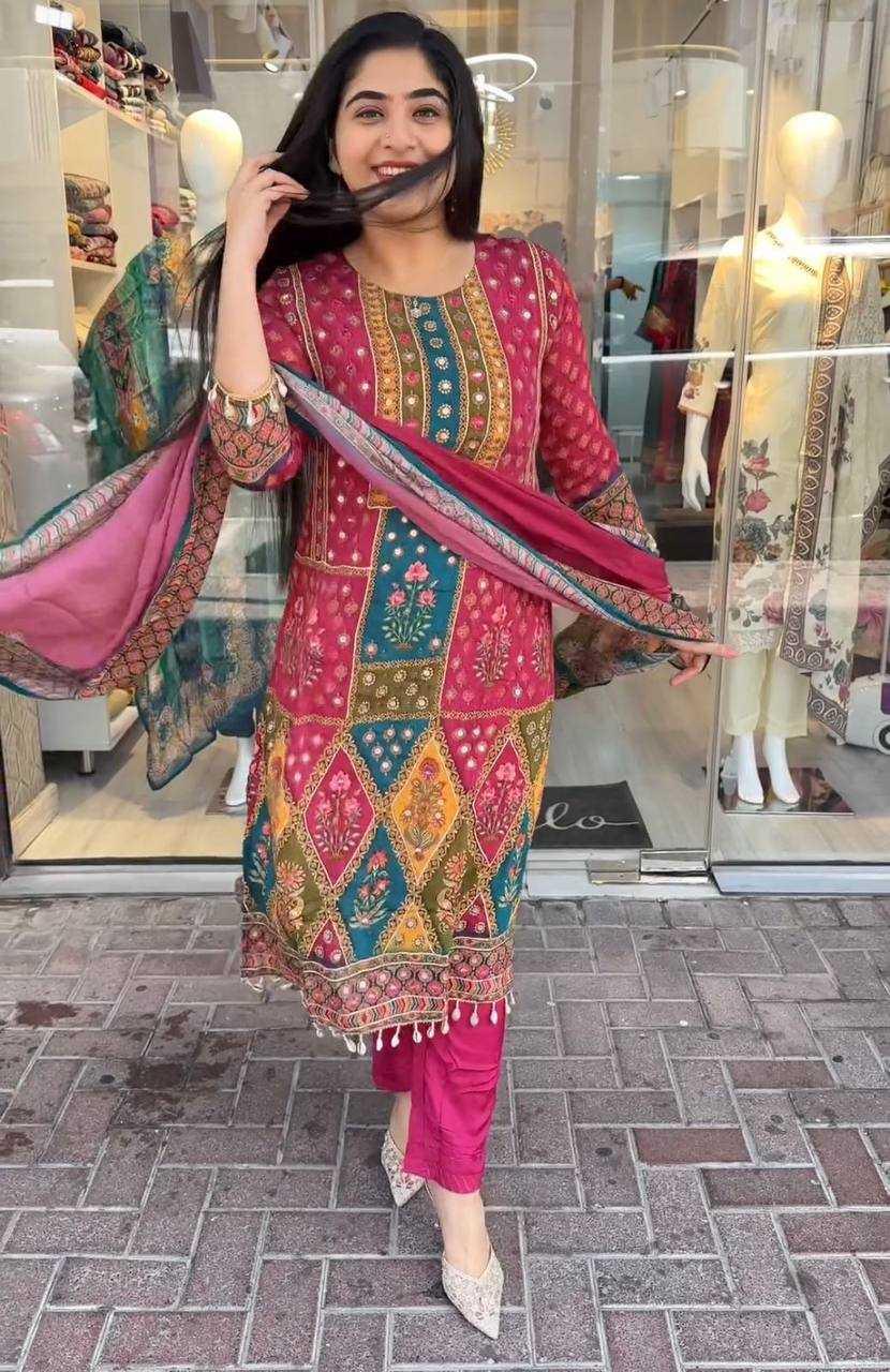 LADIES PRINTED EMBROIDERY LADIES SILK SUITS